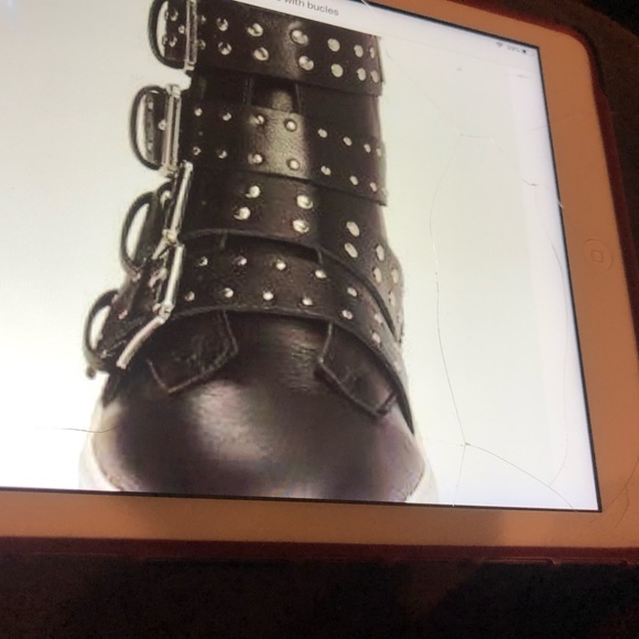 J slides Booties   studded details size 8 - Picture 11 of 11